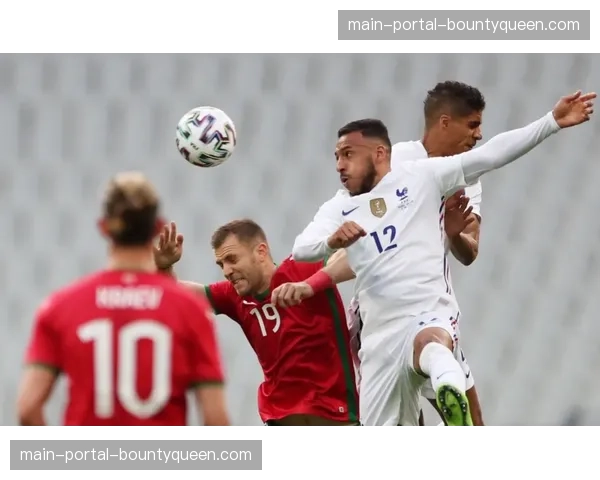 姆巴佩接受专访：欧冠是最高舞台，目标始终是冠军