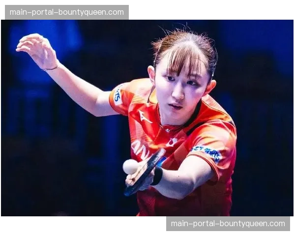 技术复盘：早田希娜在关键分上采用的新型高抛发球战术解析