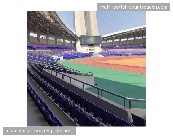 弗兰基球场翻新工程进度更新：看台扩建部分预计将在新赛季开始前如期投入使用